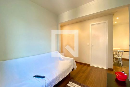 Sala de apartamento à venda com 2 quartos, 69m² em Vila São Ricardo, Guarulhos