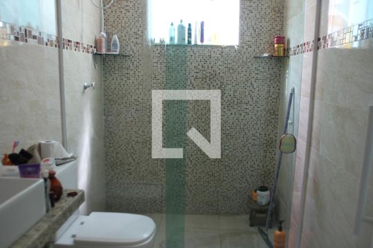 Banheiro de casa à venda com 3 quartos, 110m² em Jardim Esmeralda, São Paulo
