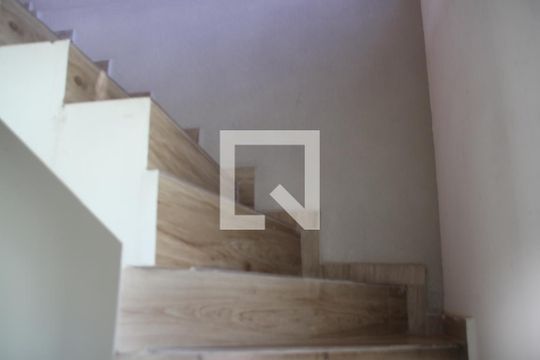 Escada de casa à venda com 3 quartos, 110m² em Jardim Esmeralda, São Paulo