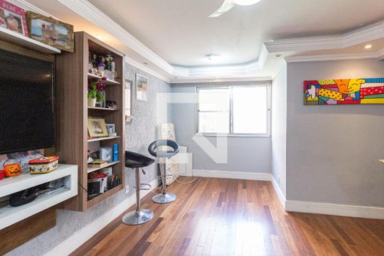 Sala de apartamento para alugar com 2 quartos, 55m² em Bandeiras, Osasco