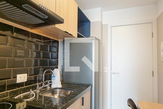 Cozinha de kitnet/studio à venda com 1 quarto, 26m² em Cidade Mãe do Céu, São Paulo