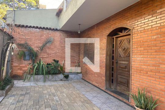Casa à venda com 6 quartos, 200m² em Cruzeiro, Belo Horizonte