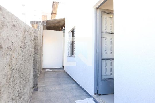 Quintal de casa para alugar com 1 quarto, 40m² em Vila Príncipe de Gales, Santo André