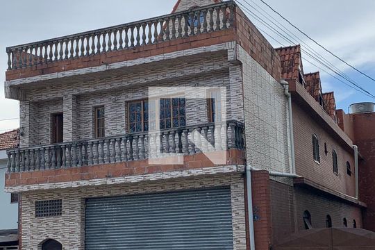 Fachada de casa de condomínio à venda com 2 quartos, 800m² em Jardim Vila Galvão, Guarulhos