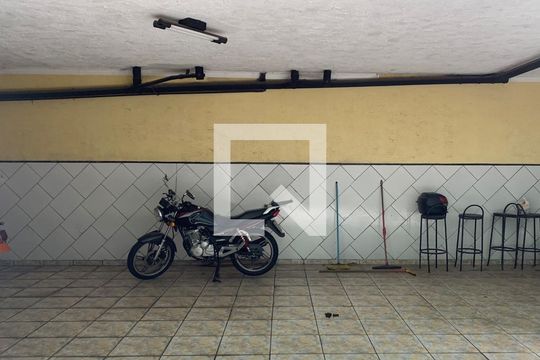 Garagem de casa de condomínio à venda com 2 quartos, 800m² em Jardim Vila Galvão, Guarulhos