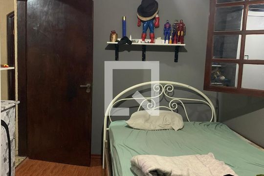 Quarto 1 de casa de condomínio à venda com 2 quartos, 800m² em Jardim Vila Galvão, Guarulhos