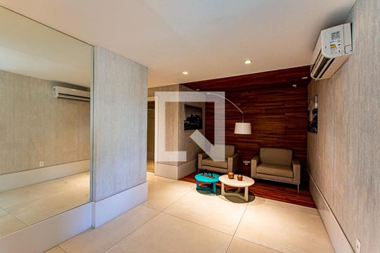 Área comum de apartamento à venda com 3 quartos, 200m² em Charitas, Niterói