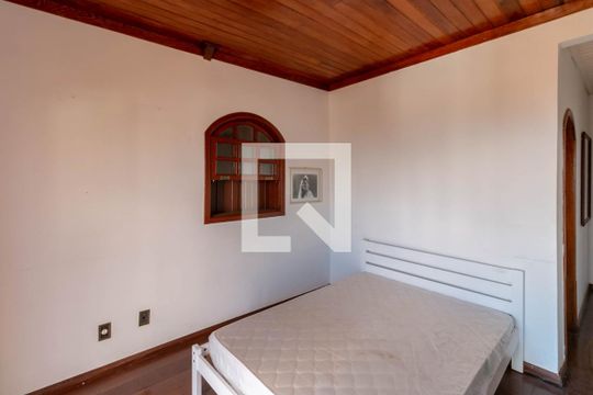 Quarto Suíte 1 de casa à venda com 4 quartos, 513m² em Belvedere, Belo Horizonte