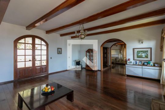 Sala de casa à venda com 4 quartos, 513m² em Belvedere, Belo Horizonte