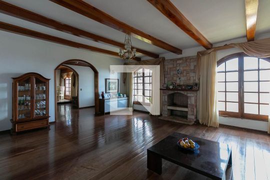 Sala de casa à venda com 4 quartos, 513m² em Belvedere, Belo Horizonte