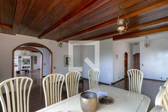 Sala de casa à venda com 4 quartos, 513m² em Belvedere, Belo Horizonte