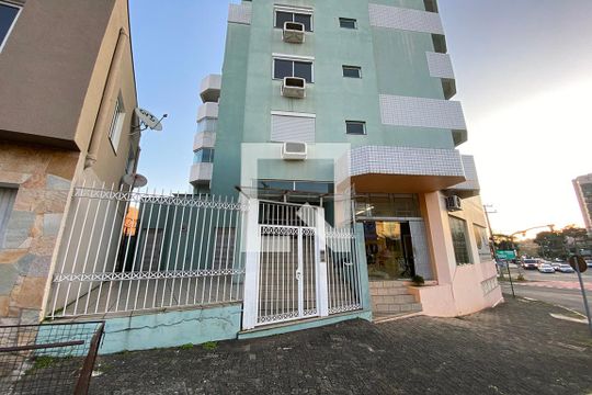 Hall de Entrada de apartamento para alugar com 2 quartos, 90m² em Hamburgo Velho, Novo Hamburgo