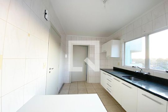 Cozinha  de apartamento para alugar com 2 quartos, 90m² em Hamburgo Velho, Novo Hamburgo