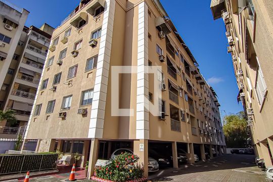 fachada de apartamento para alugar com 3 quartos, 149m² em Taquara, Rio de Janeiro