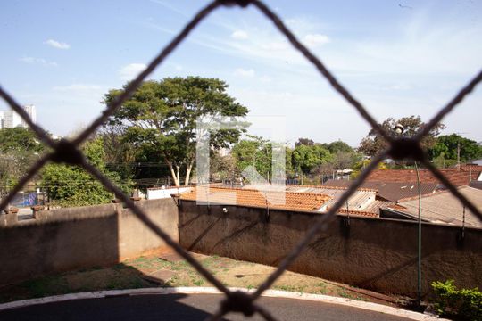 Vista de apartamento para alugar com 2 quartos, 72m² em Vila Tiberio, Ribeirão Preto