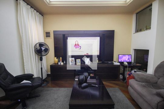 sala de casa à venda com 4 quartos, 415m² em Água Fria, São Paulo