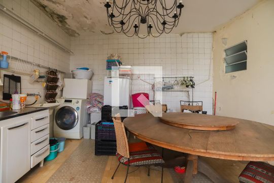 Área de Serviço de casa à venda com 2 quartos, 110m² em Vila Ipojuca, São Paulo