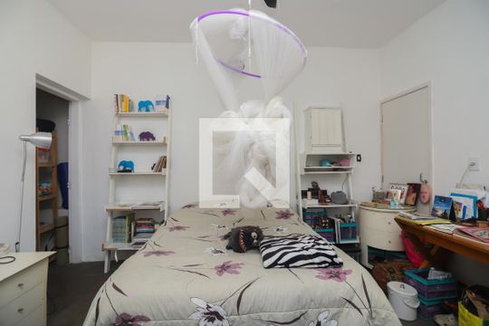Quarto 2 - Suíte de casa à venda com 2 quartos, 110m² em Vila Ipojuca, São Paulo