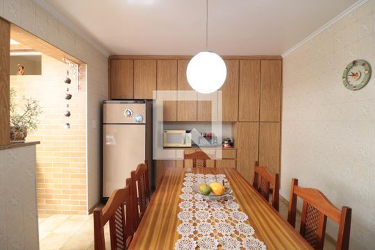 Copa e Cozinha  de casa à venda com 4 quartos, 153m² em Vila Regente Feijó, São Paulo