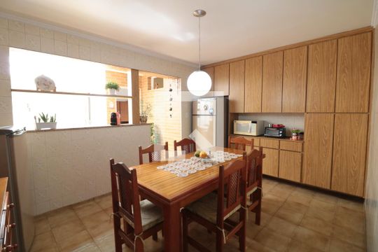 Copa e Cozinha  de casa à venda com 4 quartos, 153m² em Vila Regente Feijó, São Paulo