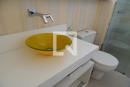 Banheiro da Suíte de apartamento à venda com 3 quartos, 93m² em Jacarepaguá, Rio de Janeiro