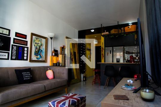 Sala de apartamento à venda com 1 quarto, 50m² em Mirandópolis, São Paulo