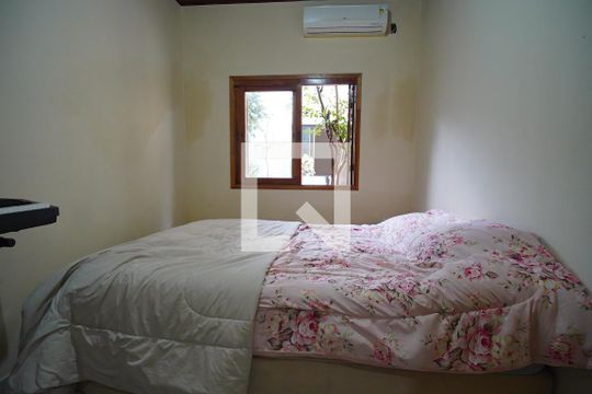 Quarto casa 1 de casa à venda com 3 quartos, 320m² em Sarandi, Porto Alegre