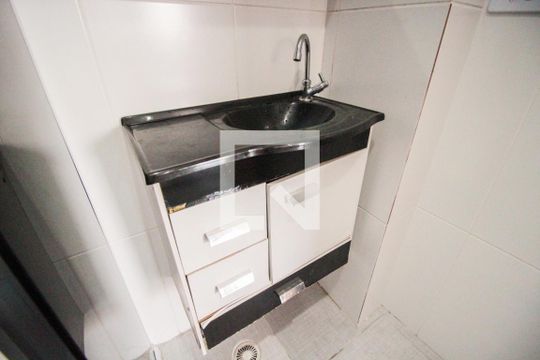 Banheiro de apartamento à venda com 1 quarto, 40m² em Vila Lourdes, São Paulo