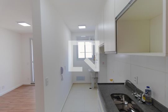 Cozinha de apartamento à venda com 2 quartos, 56m² em Bonfim, Campinas