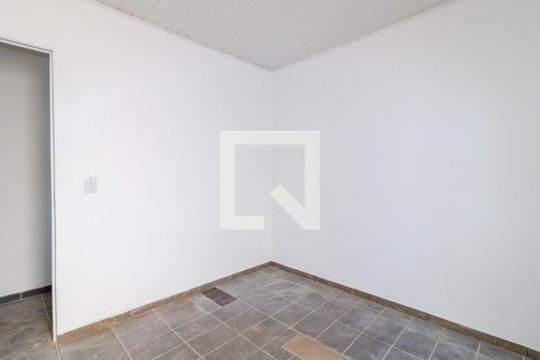 Quarto 1 de casa para alugar com 2 quartos, 60m² em Jardim Franca, São Paulo