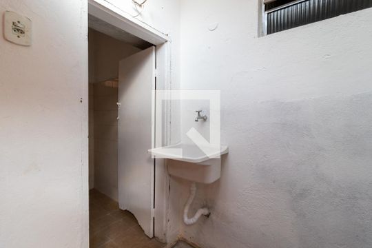 Área de Serviço de casa para alugar com 2 quartos, 60m² em Jardim Franca, São Paulo