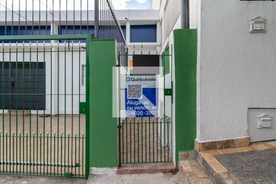 Fachada de casa para alugar com 2 quartos, 60m² em Jardim Franca, São Paulo