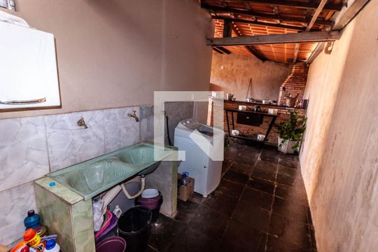 Área de Serviço de casa à venda com 3 quartos, 210m² em Jaqueline, Belo Horizonte