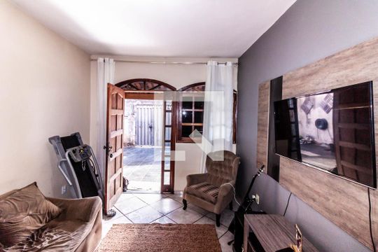 Casa à venda com 3 quartos, 210m² em Jaqueline, Belo Horizonte