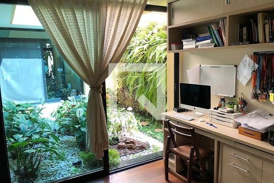Casa à venda com 4 quartos, 485m² em Campo Belo, São Paulo