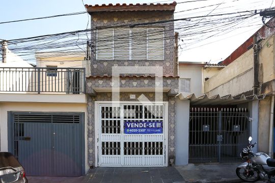Fachada de casa para alugar com 3 quartos, 90m² em Parque Pinheiros, Taboão da Serra