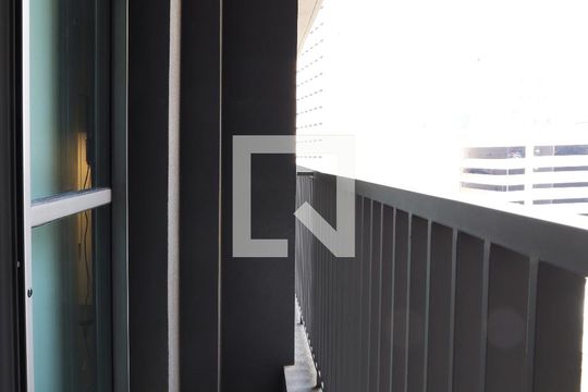 Varanda de kitnet/studio para alugar com 1 quarto, 23m² em Consolação, São Paulo