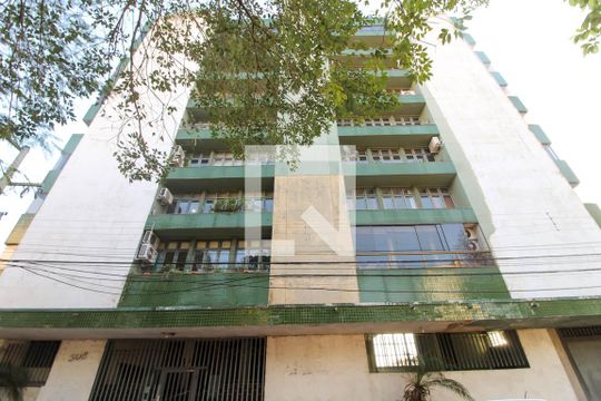 Fachada de apartamento à venda com 3 quartos, 118m² em Centro, Canoas