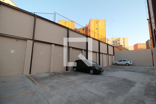 Garagem de apartamento para alugar com 2 quartos, 48m² em Conjunto Habitacional Padre Manoel da Nóbrega, São Paulo