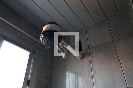 Chuveiro de apartamento para alugar com 2 quartos, 48m² em Conjunto Habitacional Padre Manoel da Nóbrega, São Paulo