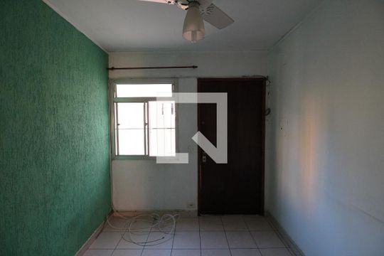 Sala de apartamento para alugar com 2 quartos, 48m² em Conjunto Habitacional Padre Manoel da Nóbrega, São Paulo