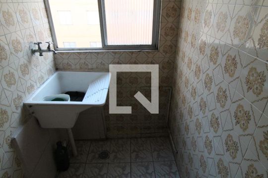 Lavanderia de apartamento para alugar com 2 quartos, 48m² em Conjunto Habitacional Padre Manoel da Nóbrega, São Paulo