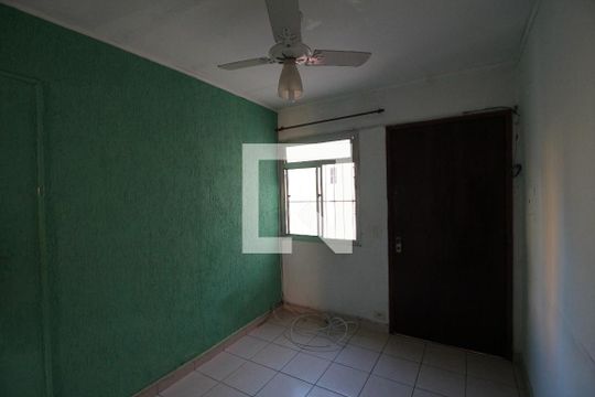 Sala de apartamento para alugar com 2 quartos, 48m² em Conjunto Habitacional Padre Manoel da Nóbrega, São Paulo