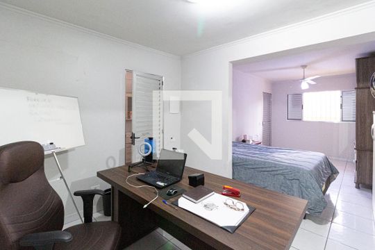 Suíte de casa à venda com 3 quartos, 132m² em Cidade das Flores, Osasco