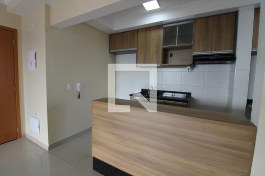 Cozinha de apartamento à venda com 3 quartos, 73m² em Jardim Vila Formosa, São Paulo