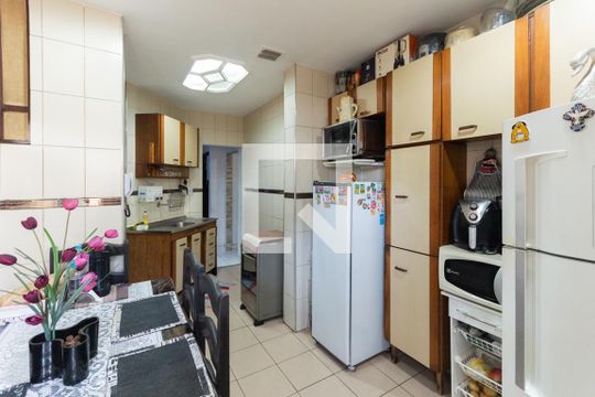 Cozinha de apartamento à venda com 2 quartos, 73m² em Rio Comprido, Rio de Janeiro