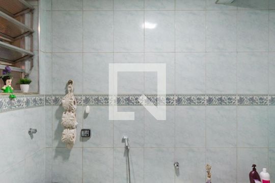 Banheiro de apartamento à venda com 2 quartos, 73m² em Rio Comprido, Rio de Janeiro