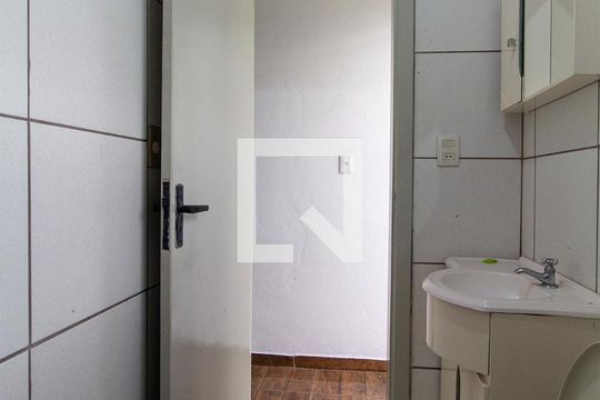 Banheiro de casa para alugar com 6 quartos, 230m² em Salgado Filho, Gravataí
