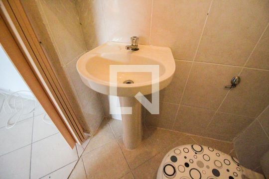 Banheiro da Suíte de casa para alugar com 3 quartos, 140m² em Jardim Nossa Senhora do Carmo, São Paulo