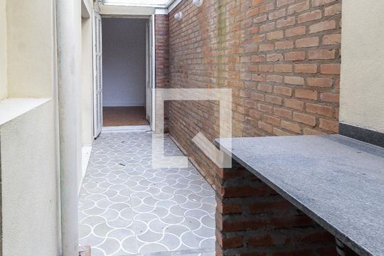 Varanda de apartamento à venda com 3 quartos, 77m² em Independência, Porto Alegre